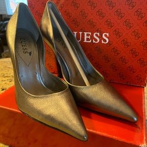 Guess Platinum color heels